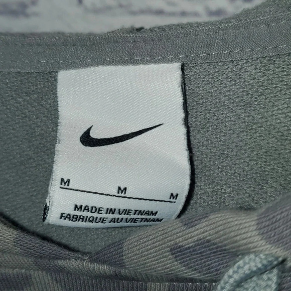 Nike Training Dri-FIT Oversized Leopard Print Cropped Hoodie Size M - Picture 7 of 13